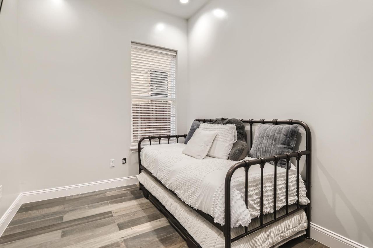 סן אנטוניו Luxury 5 Bdrm Home! Blocks To Dt/Riverwalk/Convention Center! מראה חיצוני תמונה